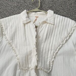 Free People Off White Button Down Dress. XS, NWT baby doll styling.